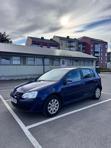 Volkswagen Golf V