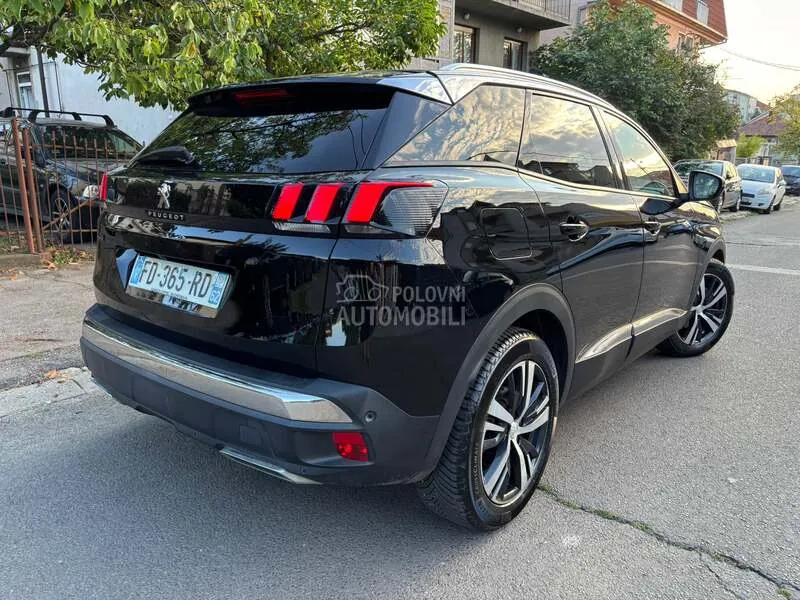 Peugeot 3008 2019 photo 2