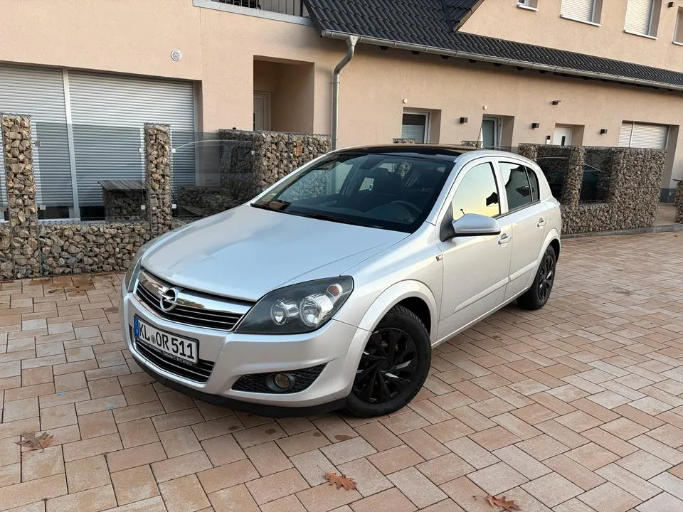 Opel Astra H