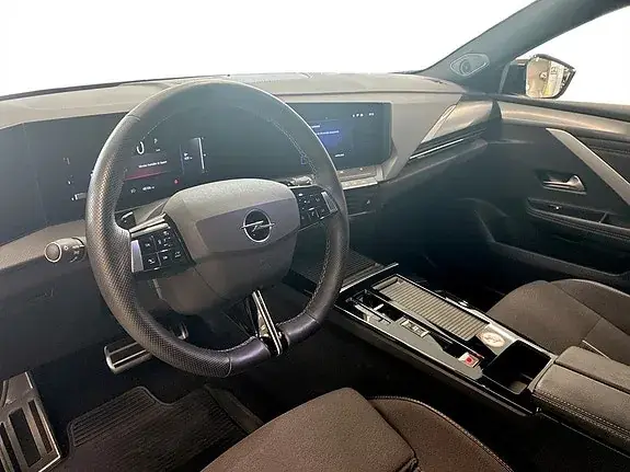 Opel Astra 2024 photo 4