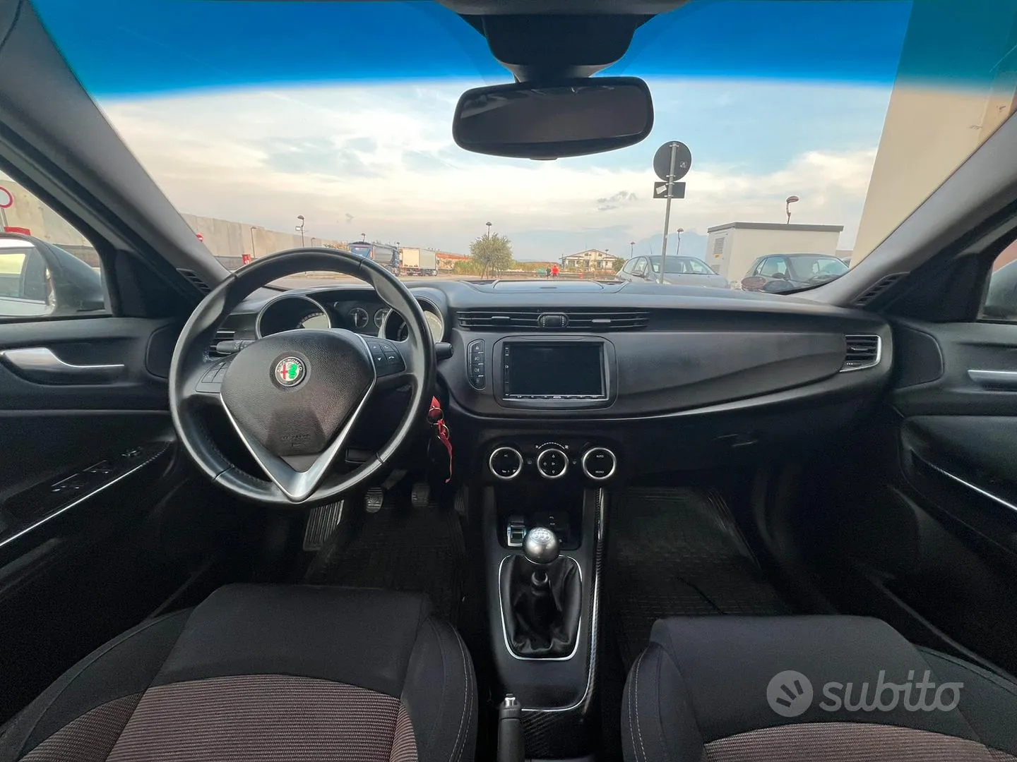 Alfa Romeo Giulietta 2014 photo 5