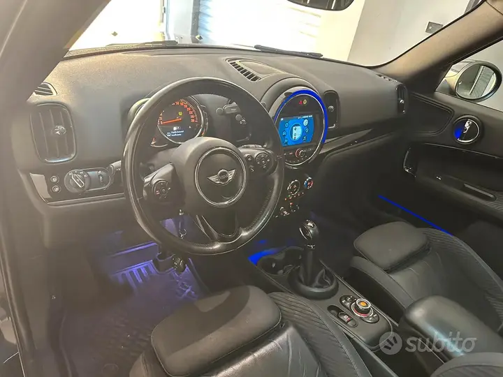 Mini Mini Countryman 2018 photo 3
