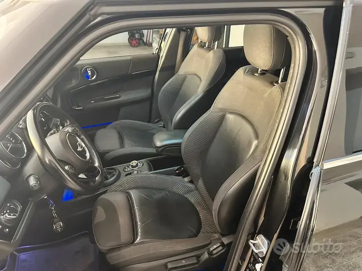 Mini Mini Countryman 2018 photo 5
