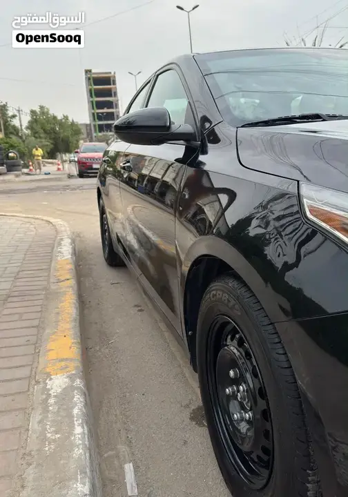 Kia Forte 2019 photo 3