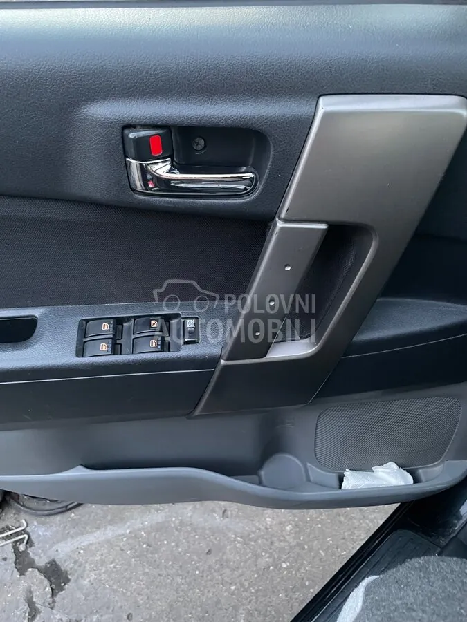 Daihatsu Terios 2010 photo 4