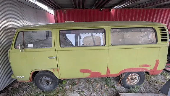 Volkswagen Transporter 1976 photo 2
