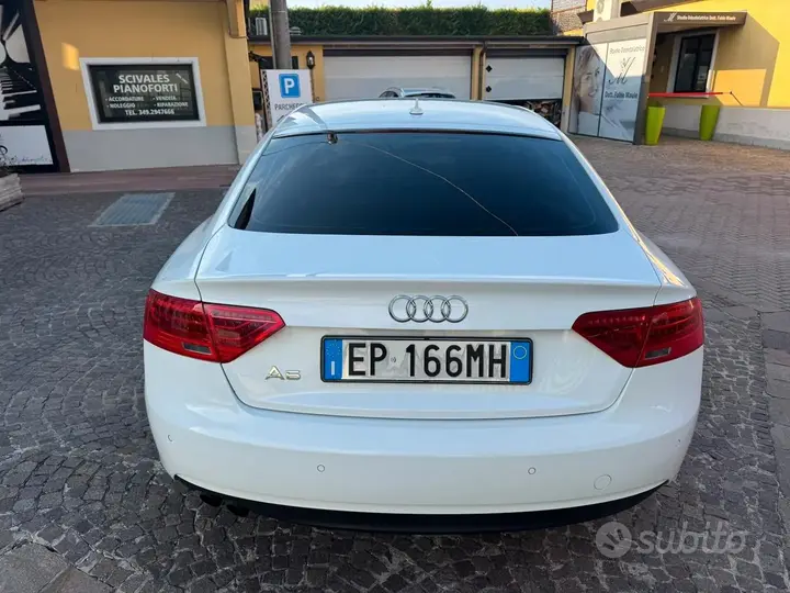 Audi A5 2012 photo 5