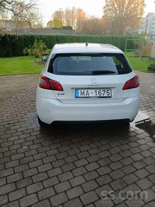 Peugeot 308 2019 photo 2