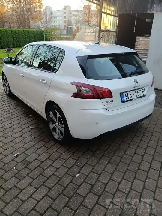 Peugeot 308 2019 photo 3