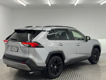 Toyota Rav4 2025 photo 4