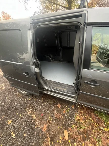 Volkswagen Caddy Maxi 2012 photo 5