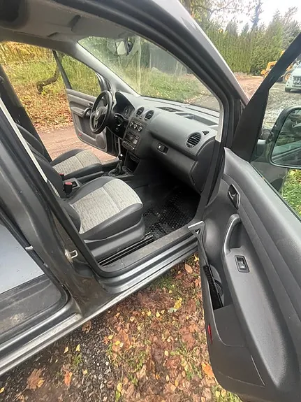 Volkswagen Caddy Maxi 2012 photo 4