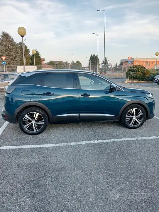 Peugeot 3008 2022 photo 2
