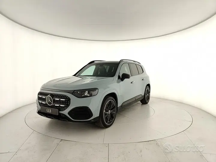 Mercedes-Benz Glb
