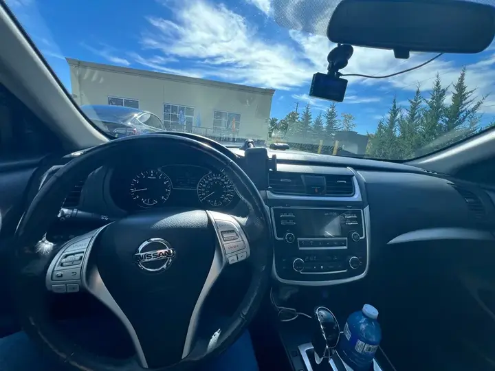 Nissan Altima 2017 photo 5