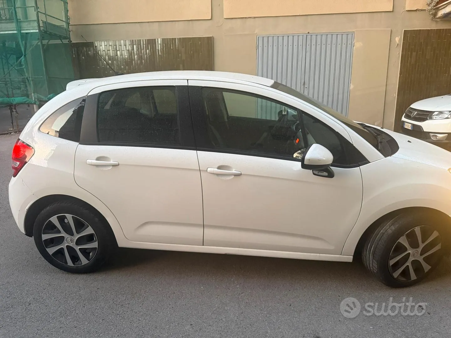 Citroen C3 2012 photo 2