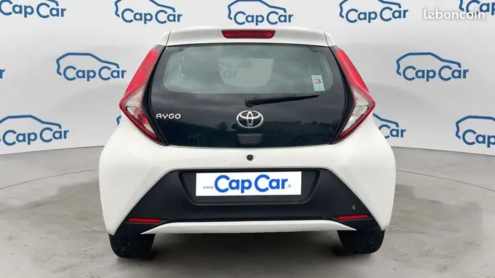 Toyota Aygo 2022 photo 3