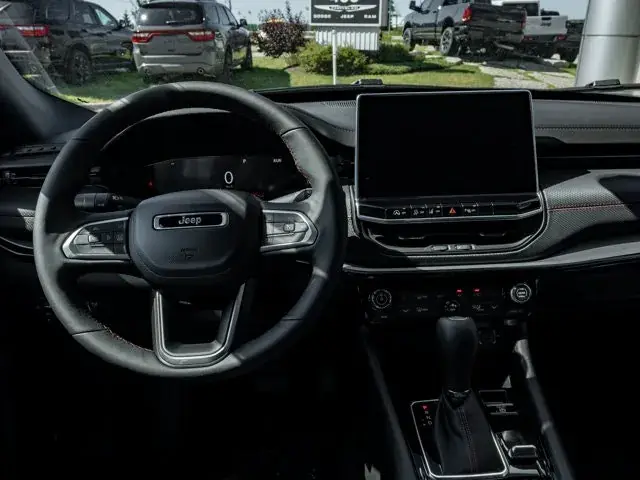 Jeep Compass 2026 photo 3
