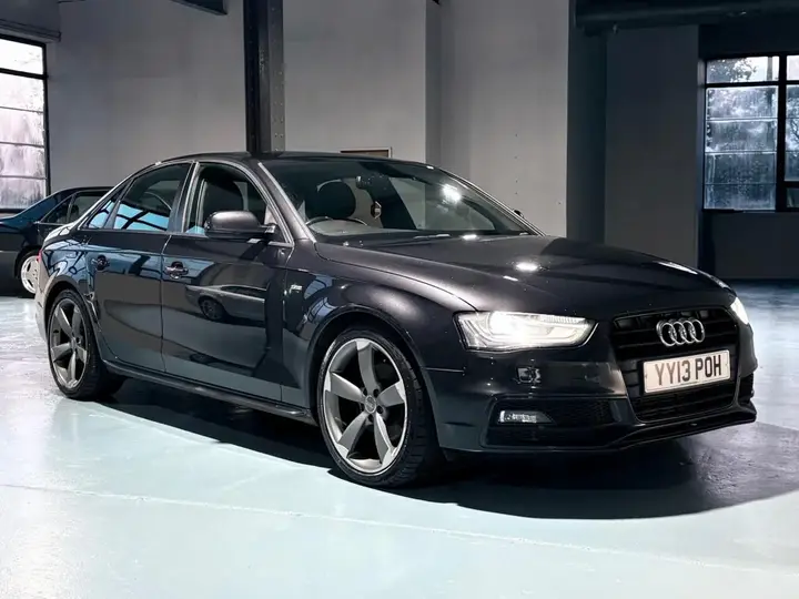 Audi A4 2013 photo 5