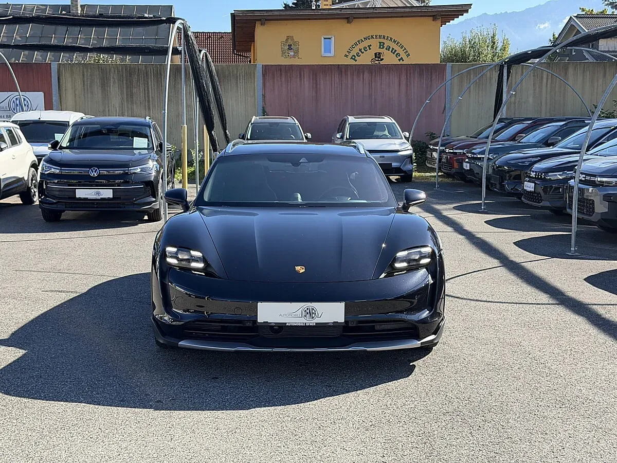 Porsche Taycan 2021 photo 2