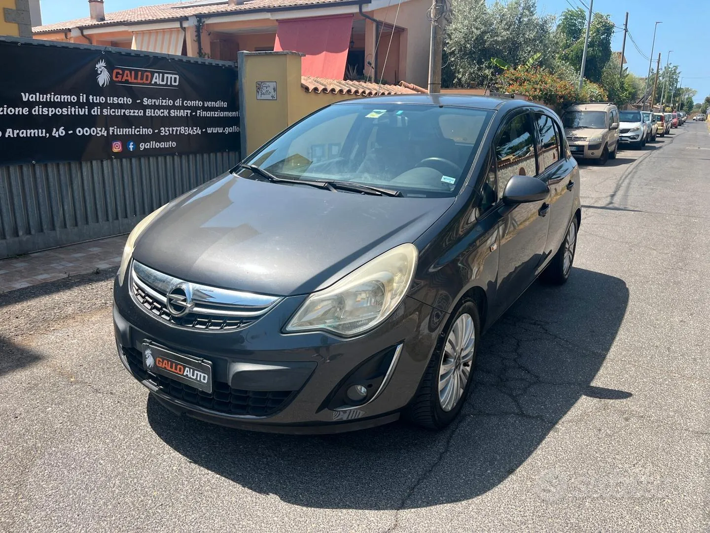 Opel Corsa 2011 photo 2