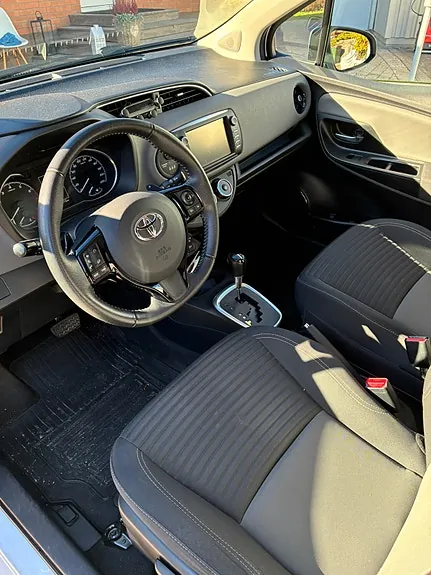 Toyota Yaris 2018 photo 5
