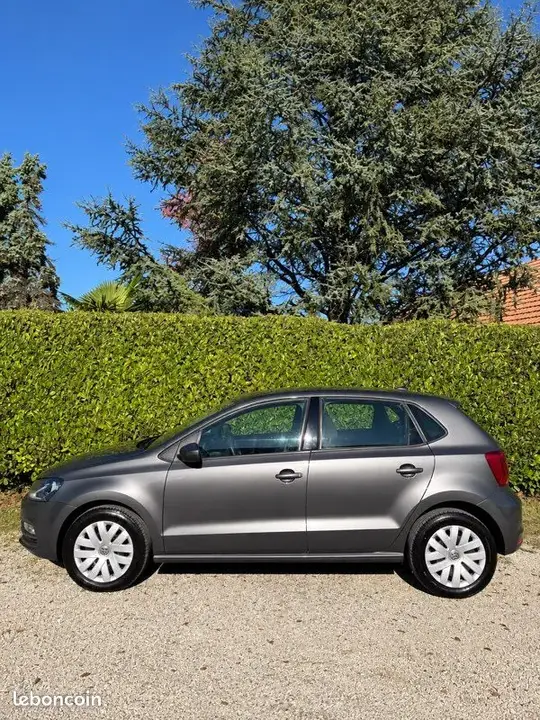 Volkswagen Polo 2015 photo 3