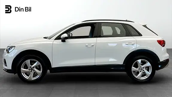 Audi Q3 2023 photo 2