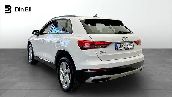 Audi Q3 2023 photo 3
