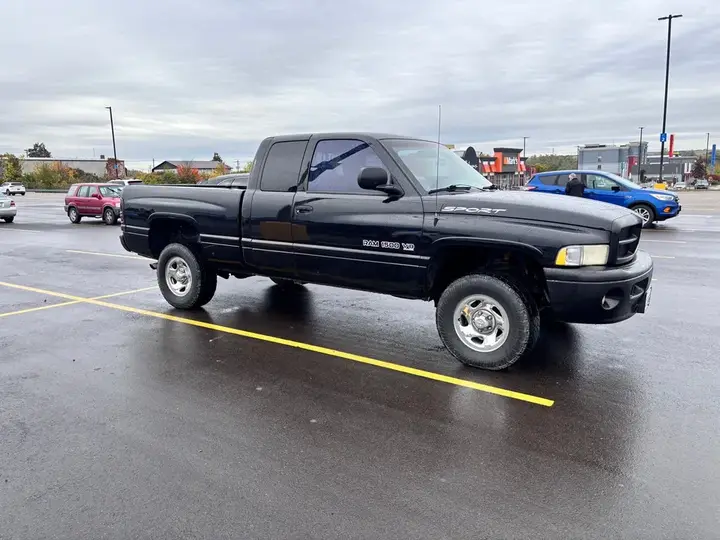 Dodge Ram 1500 1999 photo 4