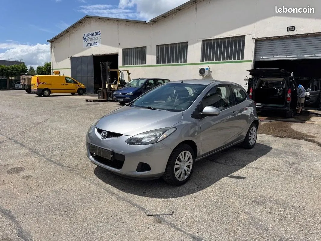 Mazda 2