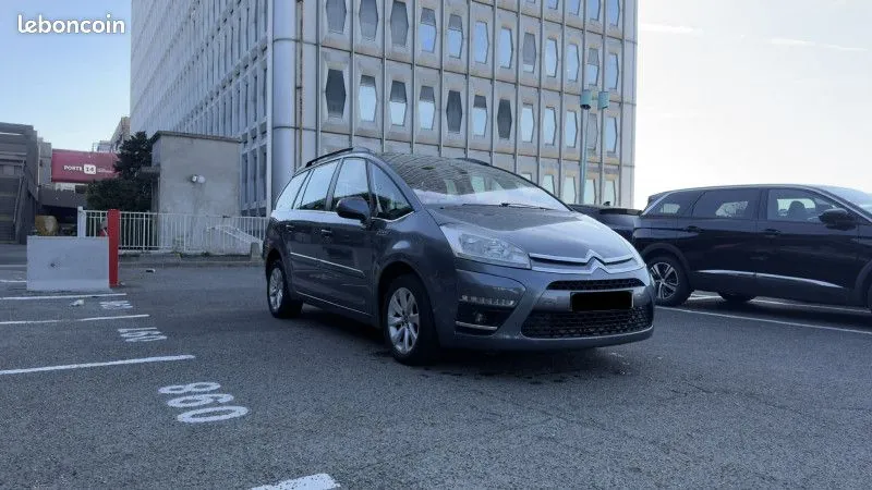 Citroen C4 Picasso 2011 photo 3