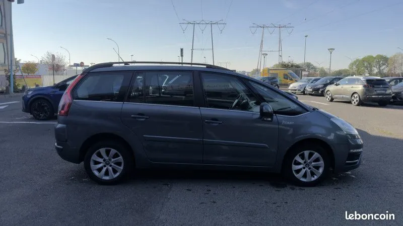 Citroen C4 Picasso 2011 photo 4