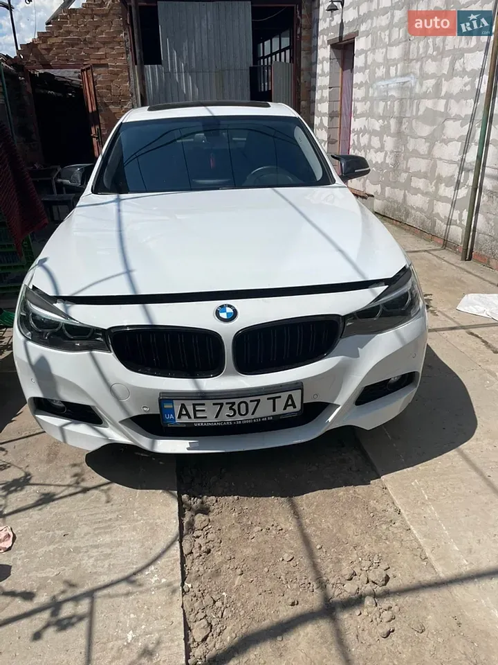 BMW 3 Series 2015 photo 3