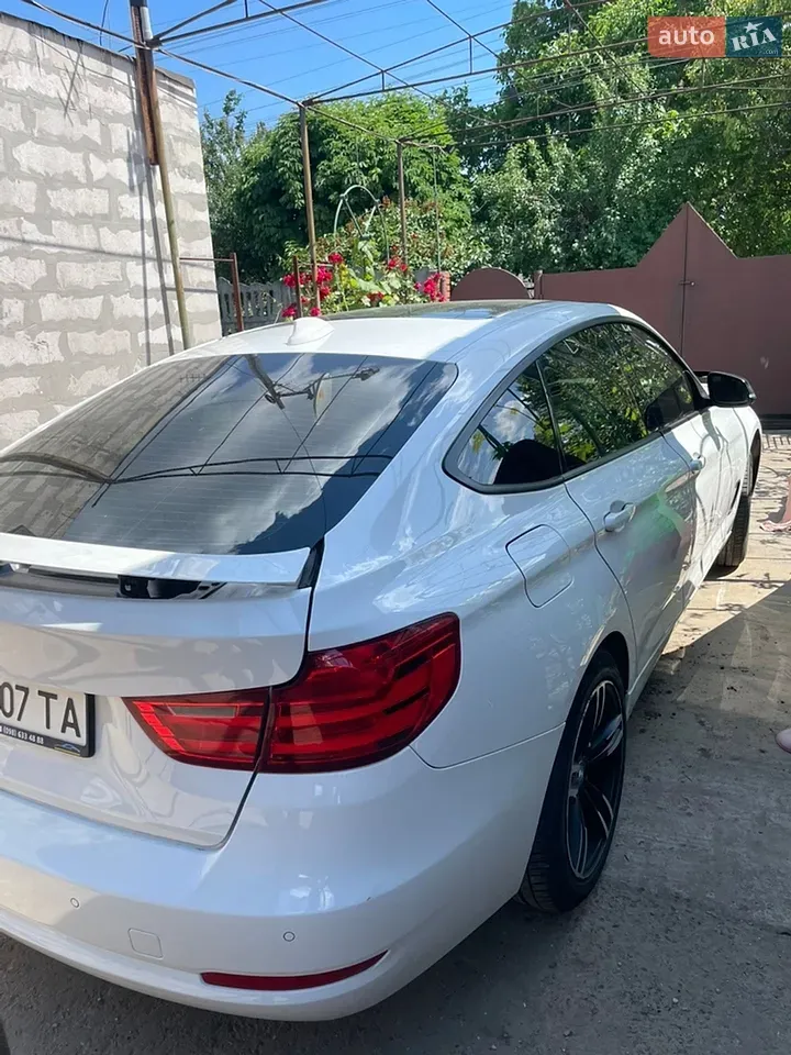 BMW 3 Series 2015 photo 5