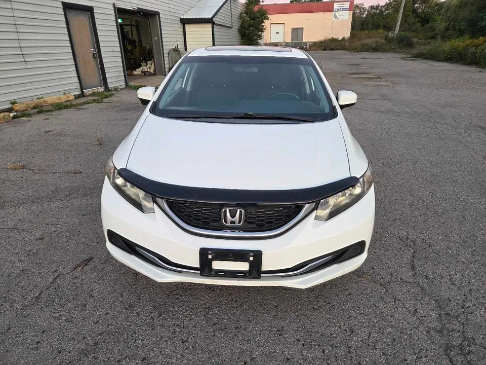 Honda Civic 2015 photo 3