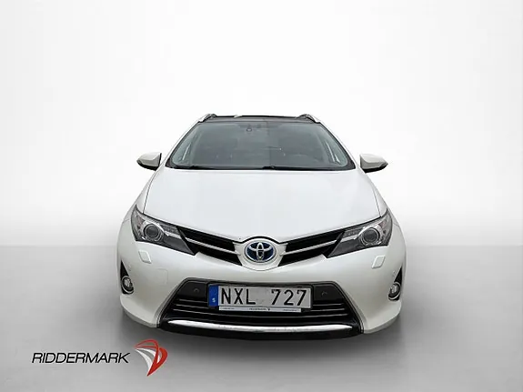 Toyota Auris 2013 photo 2