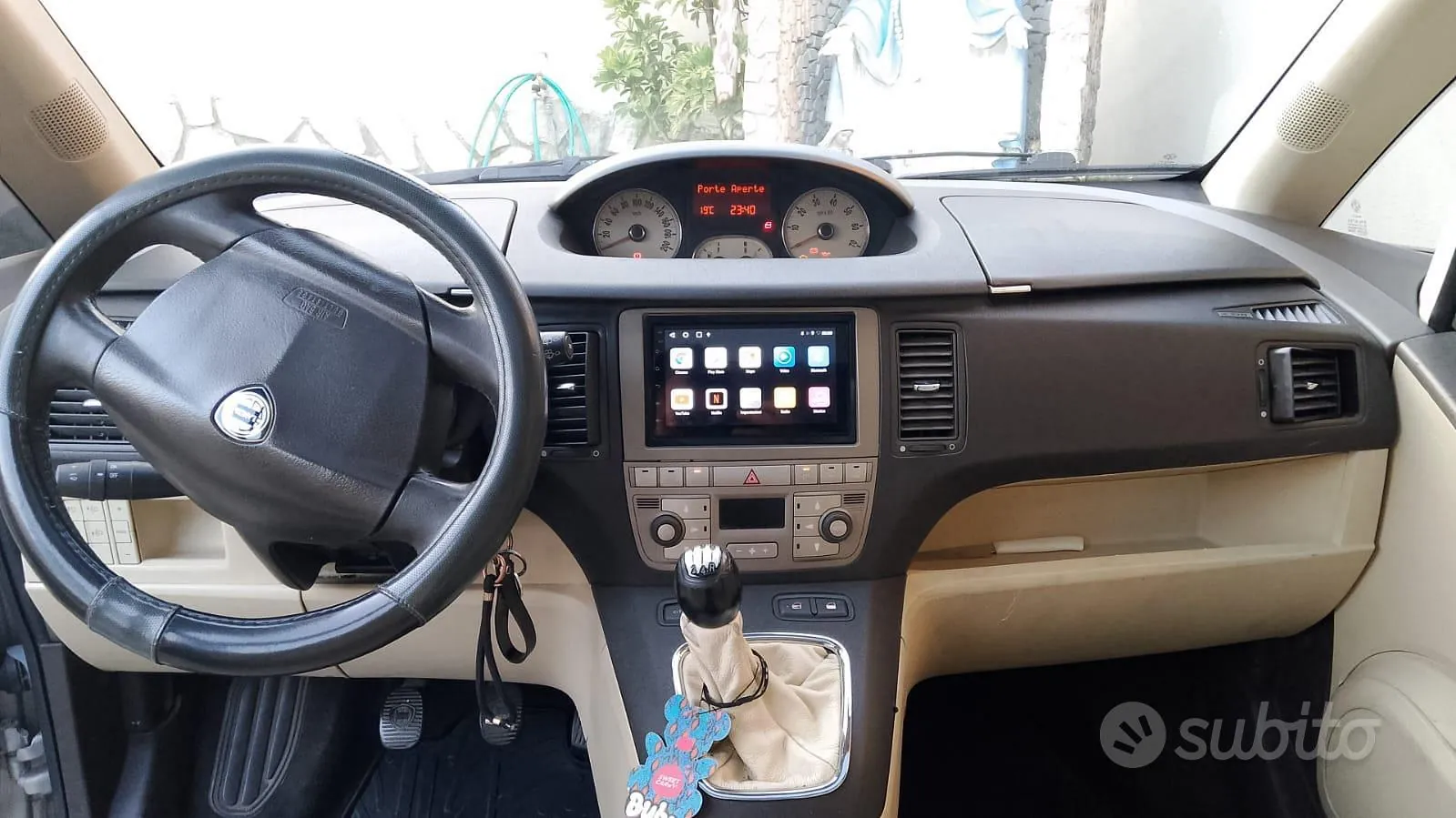 Lancia Musa 2004 photo 2
