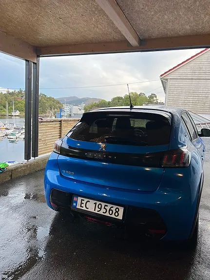 Peugeot 208 2021 photo 4