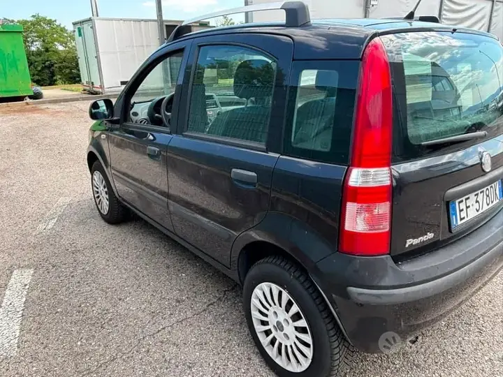 Fiat Panda 2010 photo 4