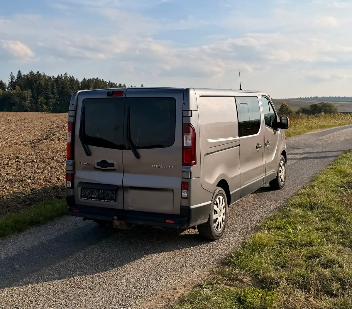 Renault Trafic 2016 photo 3