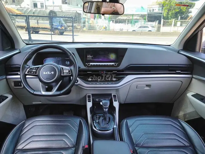 Kia Carens 2024 photo 2