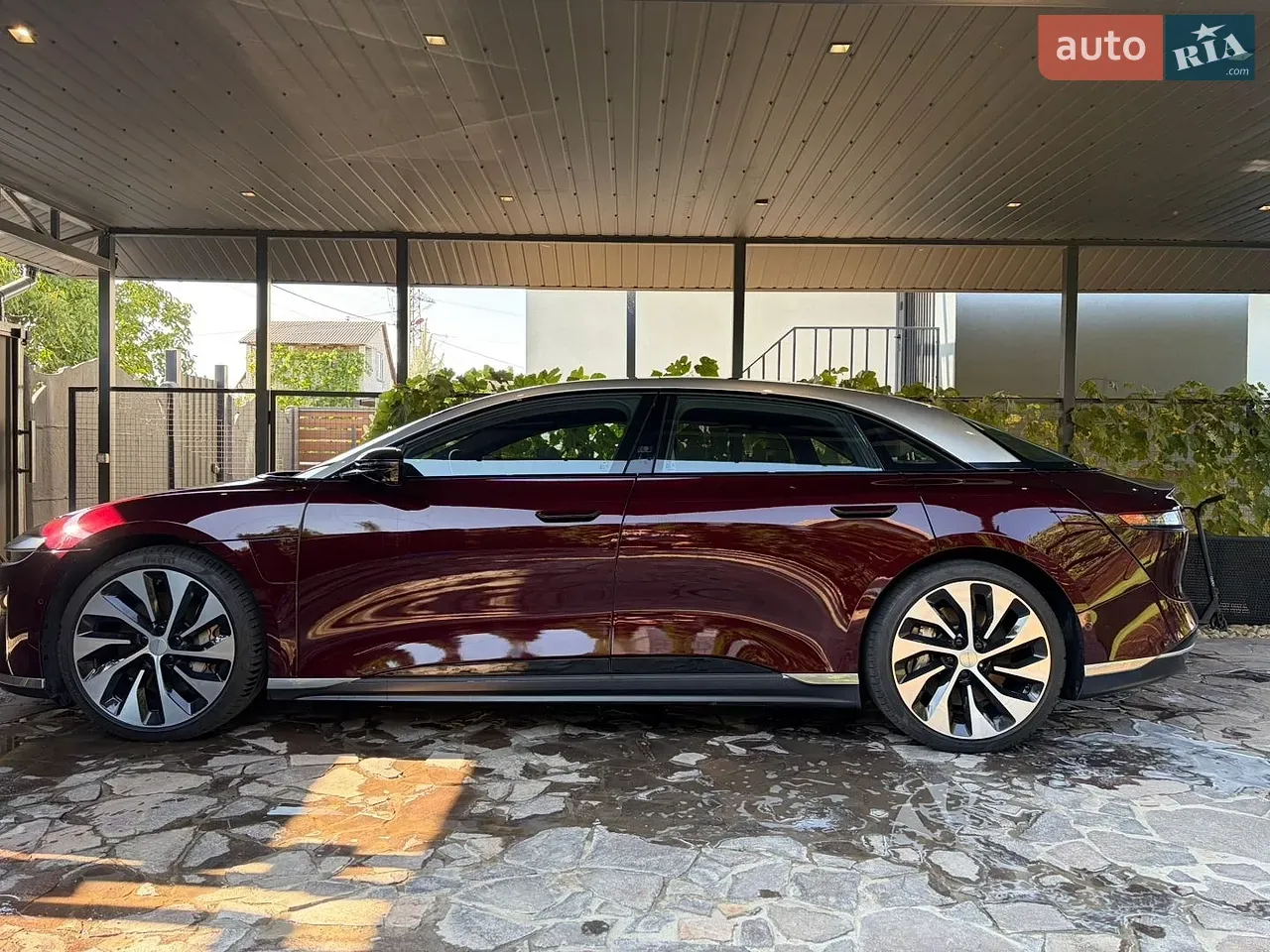 Lucid Air 2022 photo 3