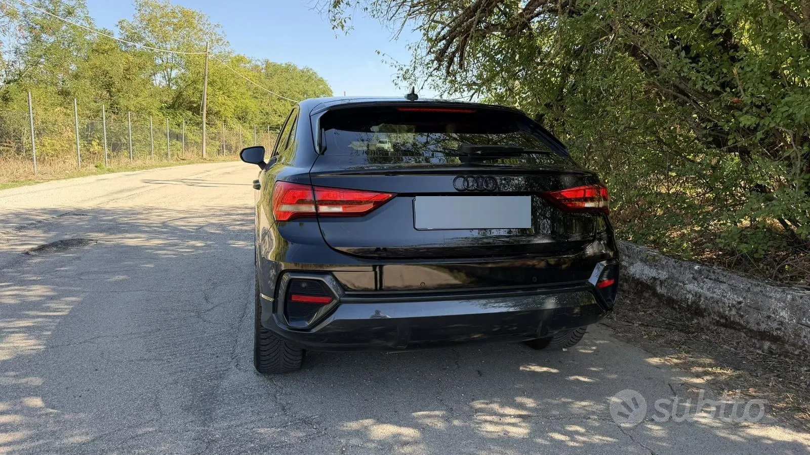 Audi Q3 2021 photo 2