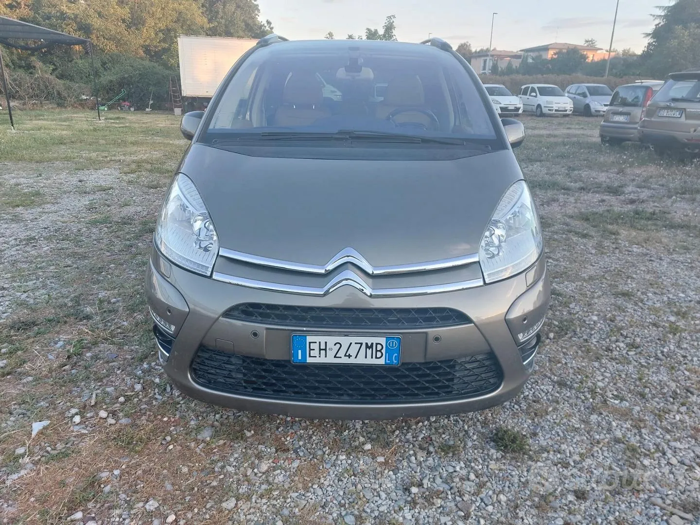 Citroen Grand Picasso 2011 photo 3