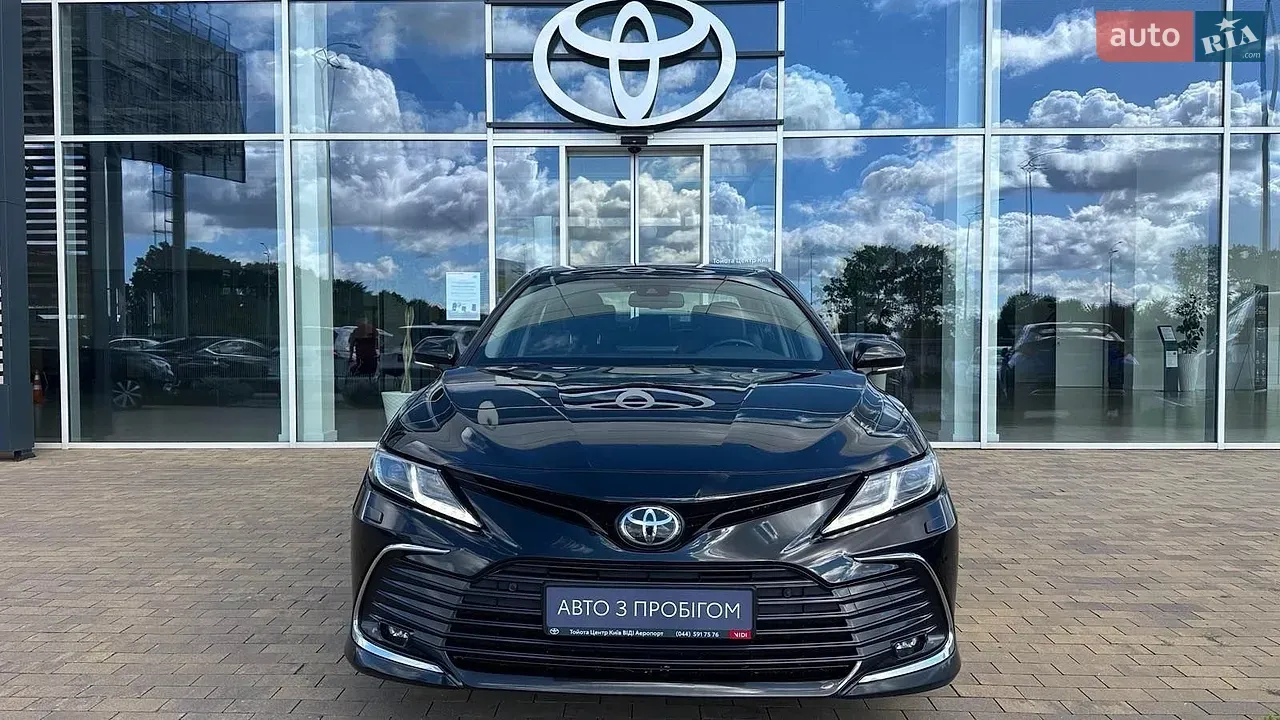 Toyota Camry 2021 photo 5