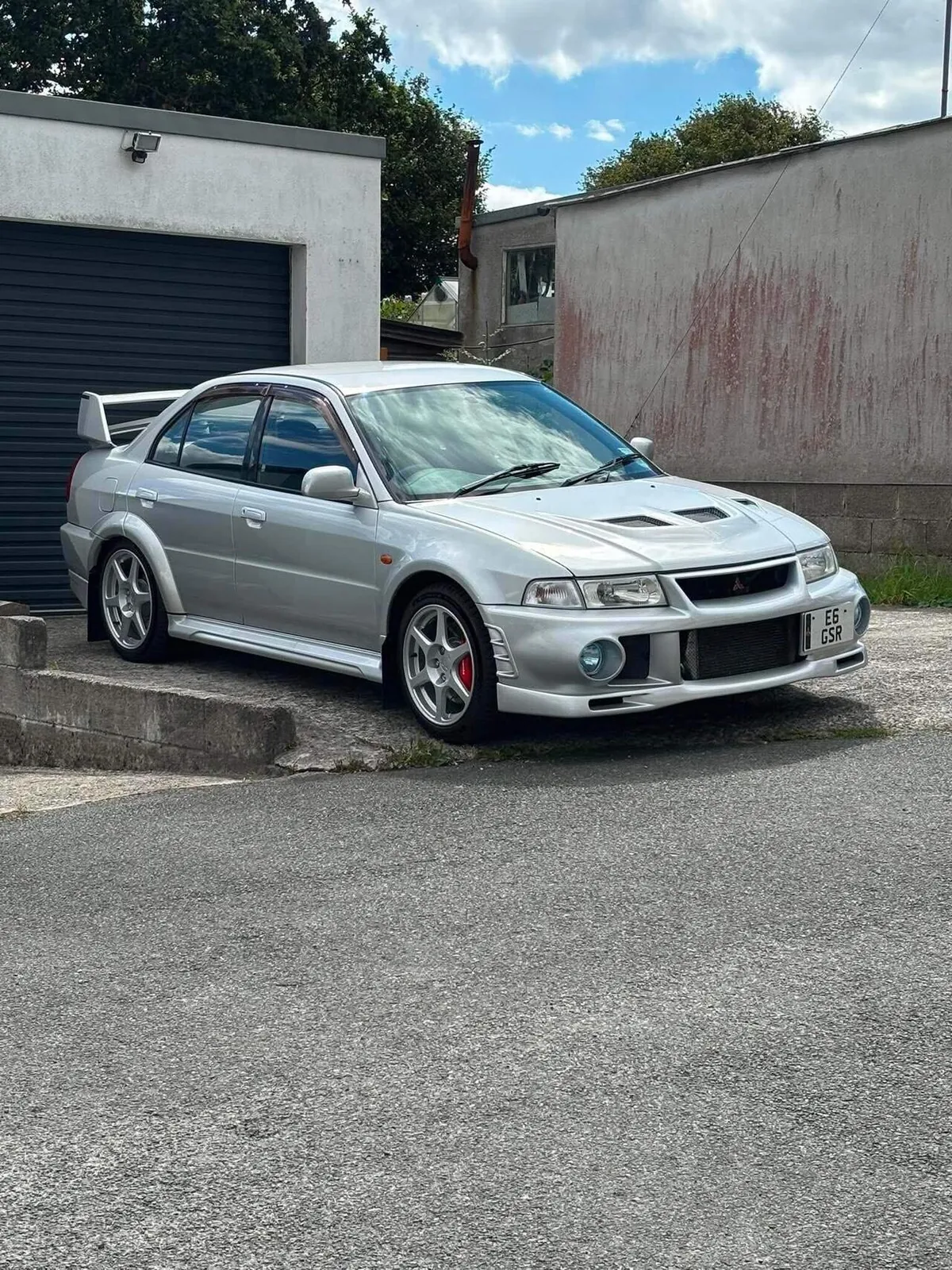 Mitsubishi Lancer