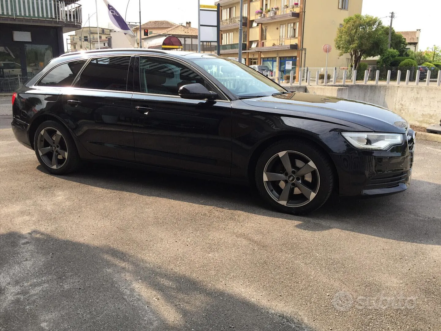 Audi A6 Avant 2012 photo 3