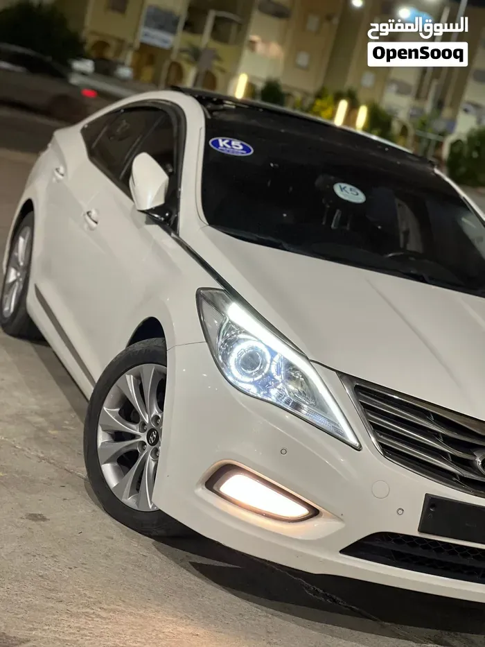 Hyundai Azera 2012 photo 2