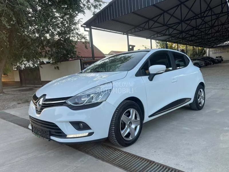 Renault Megane 2019 photo 2